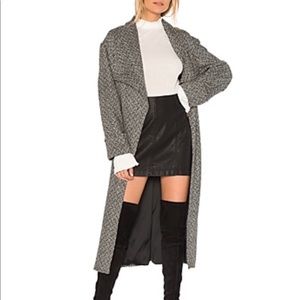 *BRAND NEW* Never Worn - Houndstooth Coat